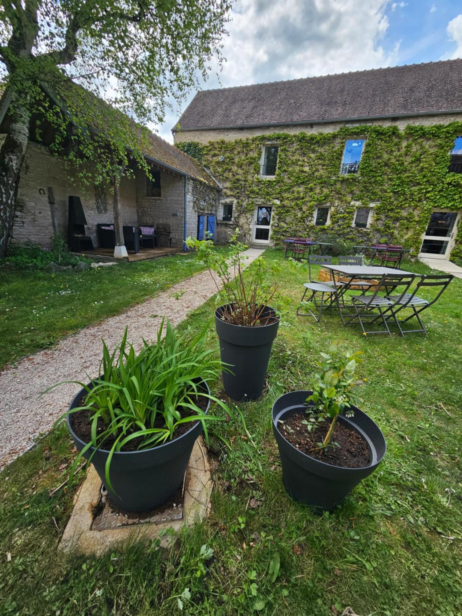 La Cote Monsieur Pensionat Sanvigne Exteriör bild